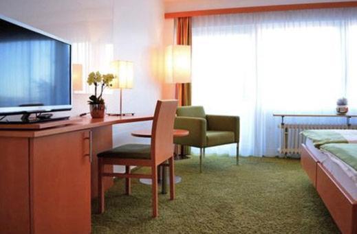 Hotel An De Kruepe Hattingen Bagian luar foto