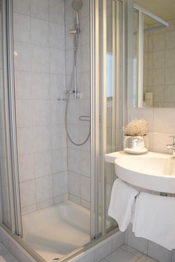 Hotel An De Kruepe Hattingen Bagian luar foto